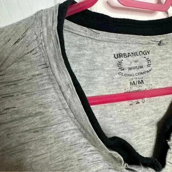 Urbanology T-Shirt V-Neck Grey & Black Size Medium - Picture 5 of 16